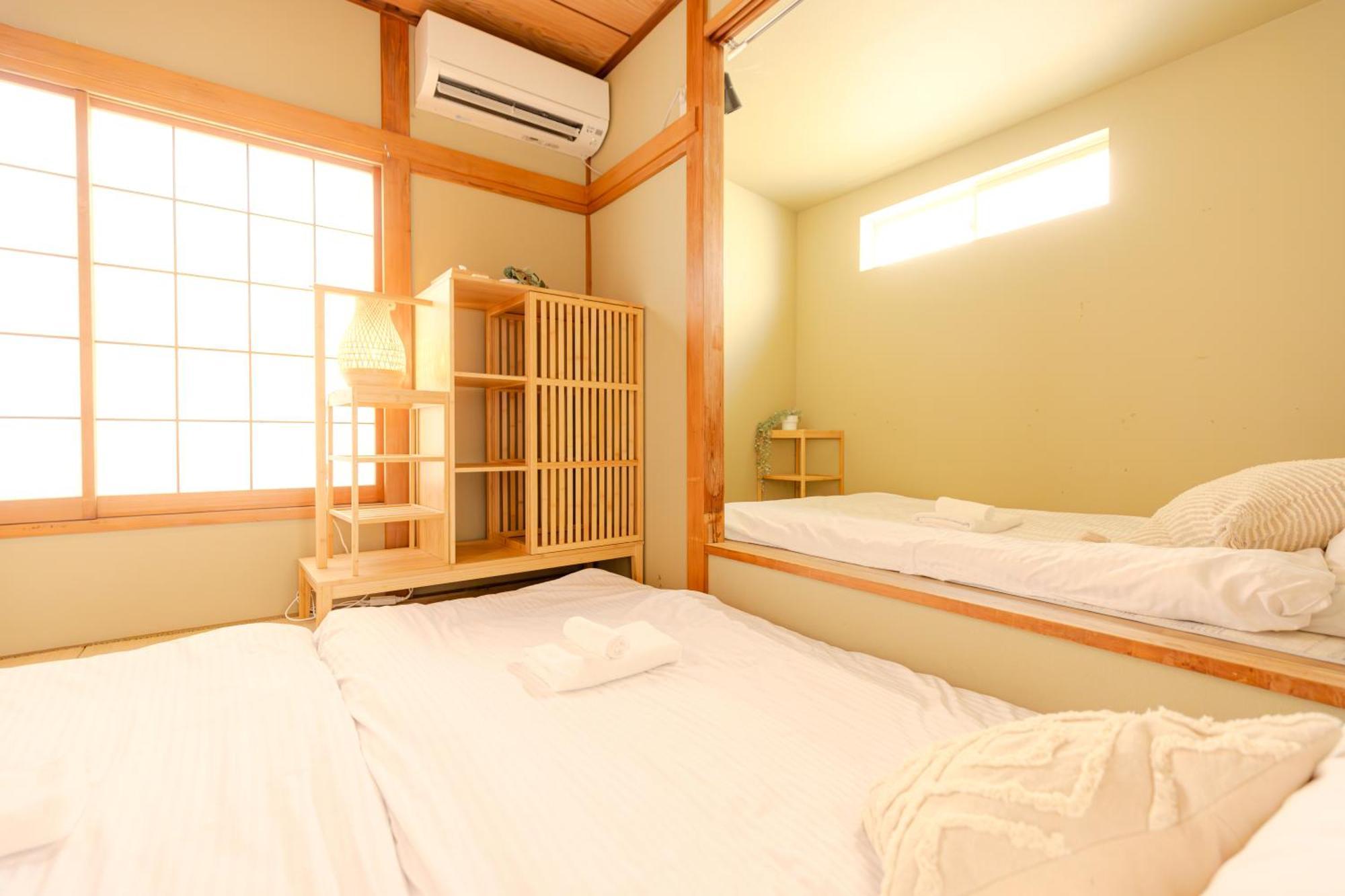 Ikebukuro Chihaya Vanilla House * Tōkyō